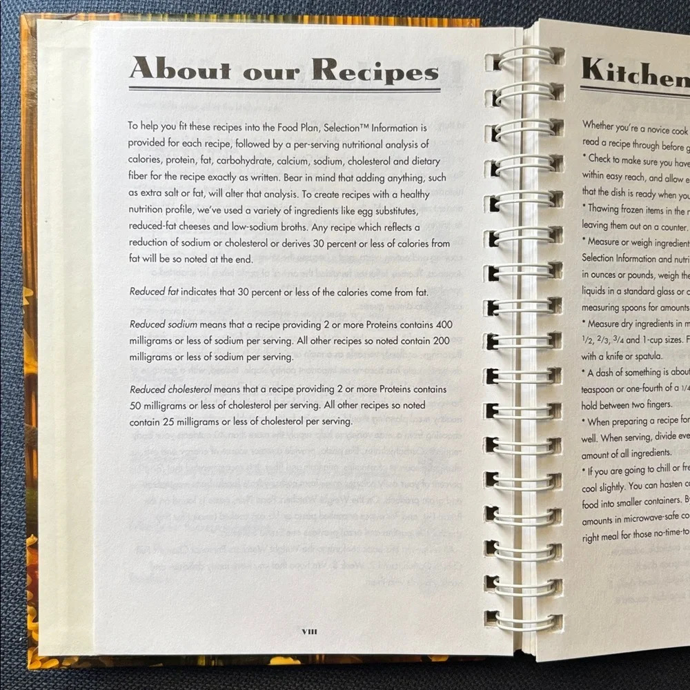 Weight Watchers Pasta Cookbook 182 recipes with pasta spiral‎ bound
